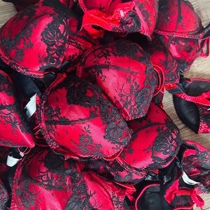 34 Piece LOT Elegant Red and Black Lace Bra 36D